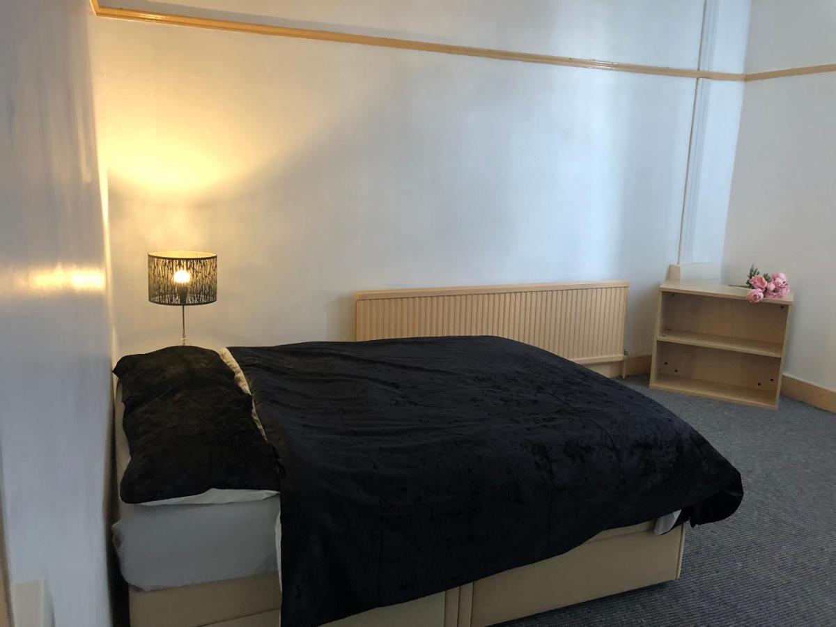 Shous Guest House Emersons Green Εξωτερικό φωτογραφία